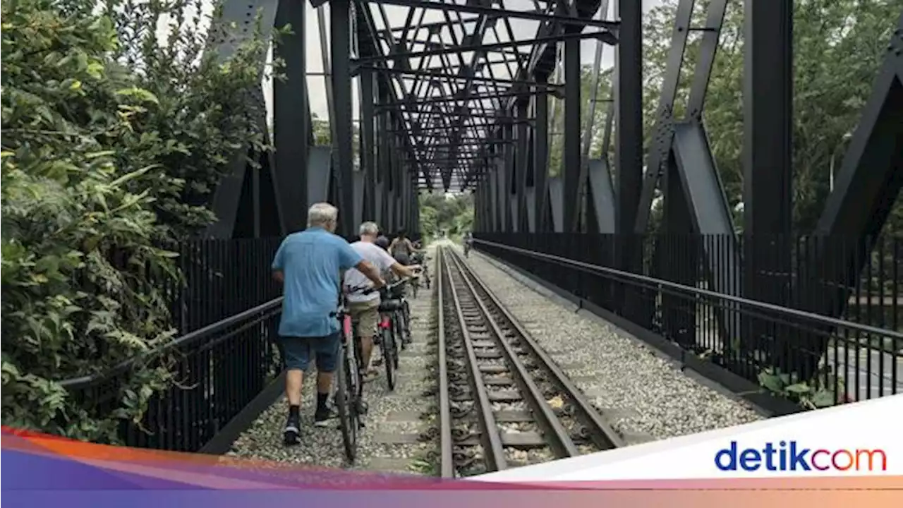 Menyusuri Jalur Kereta Api Tua di Singapura yang Kini Jadi Cagar Alam