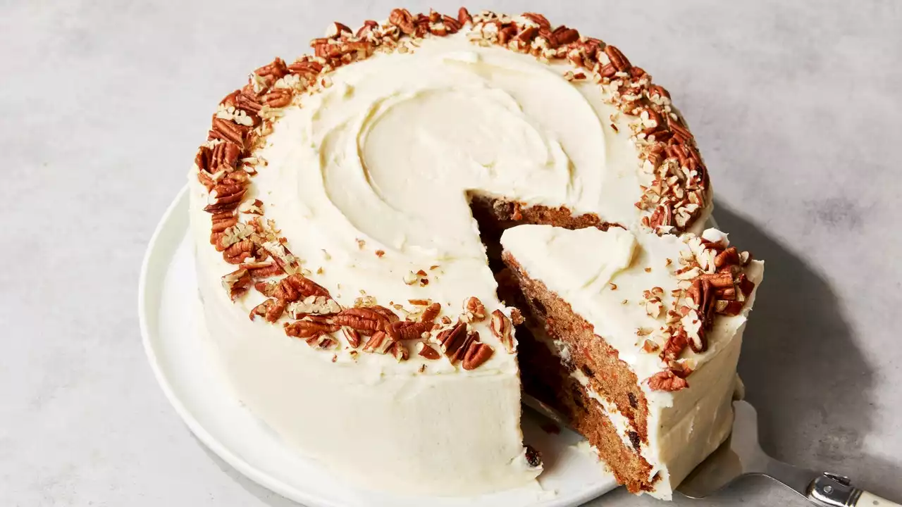 Carrot Cake With Cream Cheese Frosting