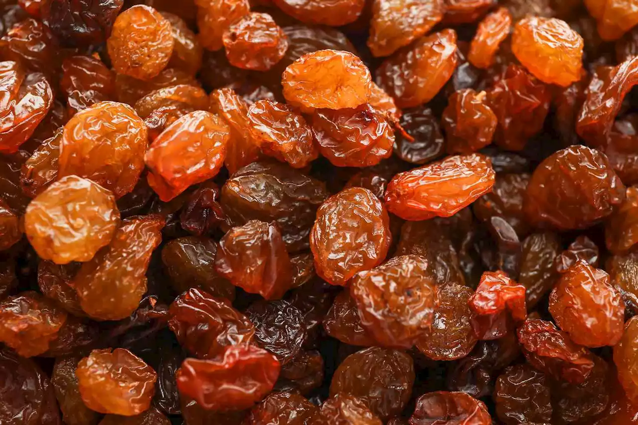 This Chef Trick Made Me Love Raisins Again