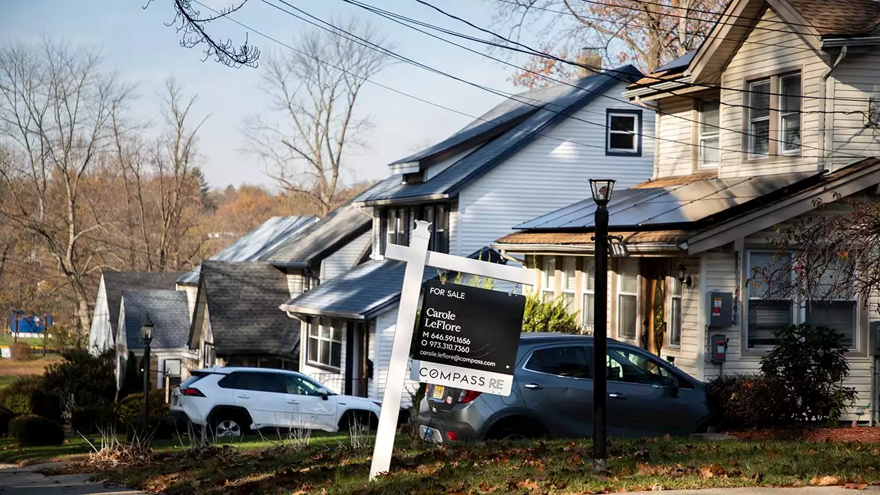 Existing home sales unexpectedly fall in January for 12th straight month