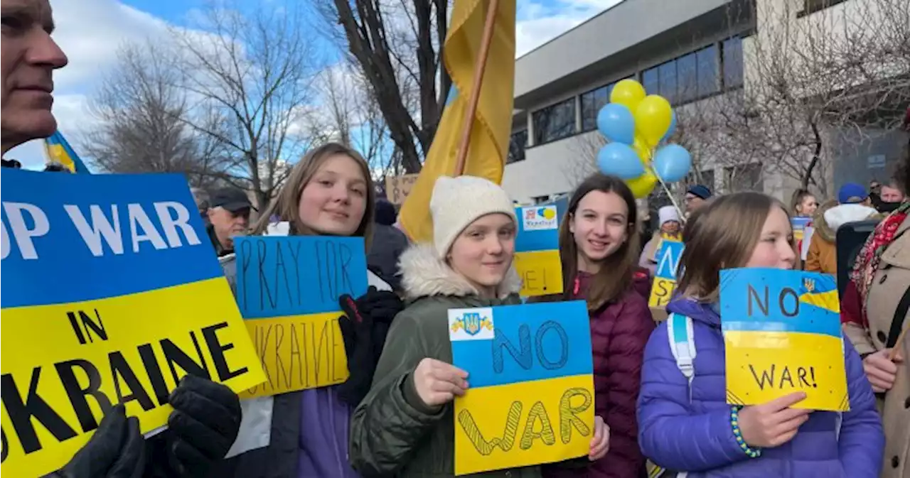 Kelowna to mark anniversary of war in Ukraine with candlelight vigil - Okanagan | Globalnews.ca