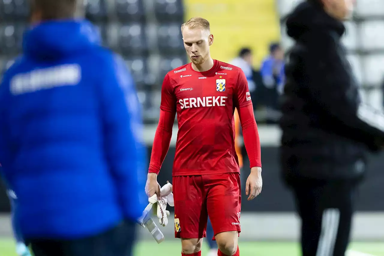 Pontus Dahlberg utgick i Blåvitts tävlingspremiär