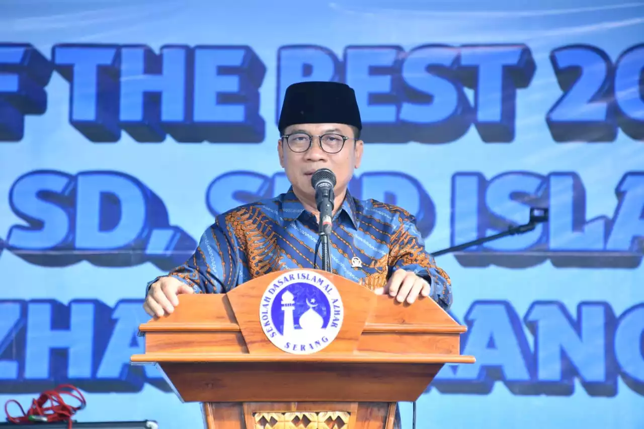 Hadiri Best of The Best Al Azhar Serang, Yandri Susanto Sampaikan Sejumlah Harapan