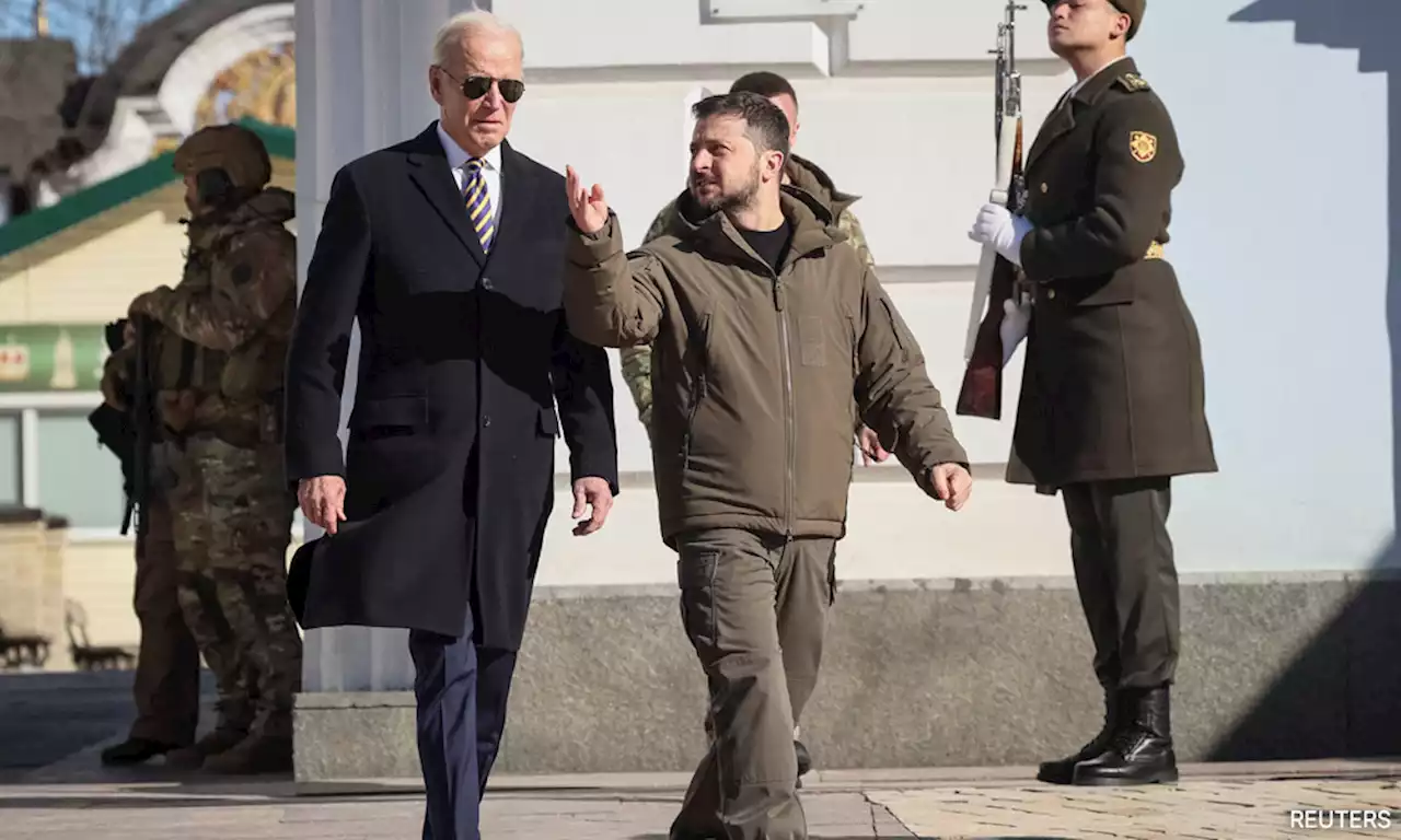 Biden walks through Kyiv to show resolve ahead of war's anniversary