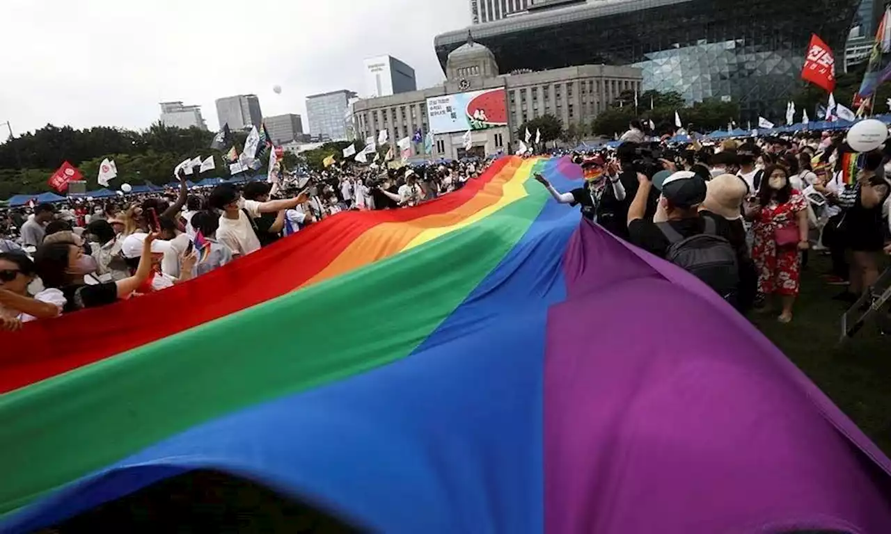 South Korean court recognises same-sex couple's rights