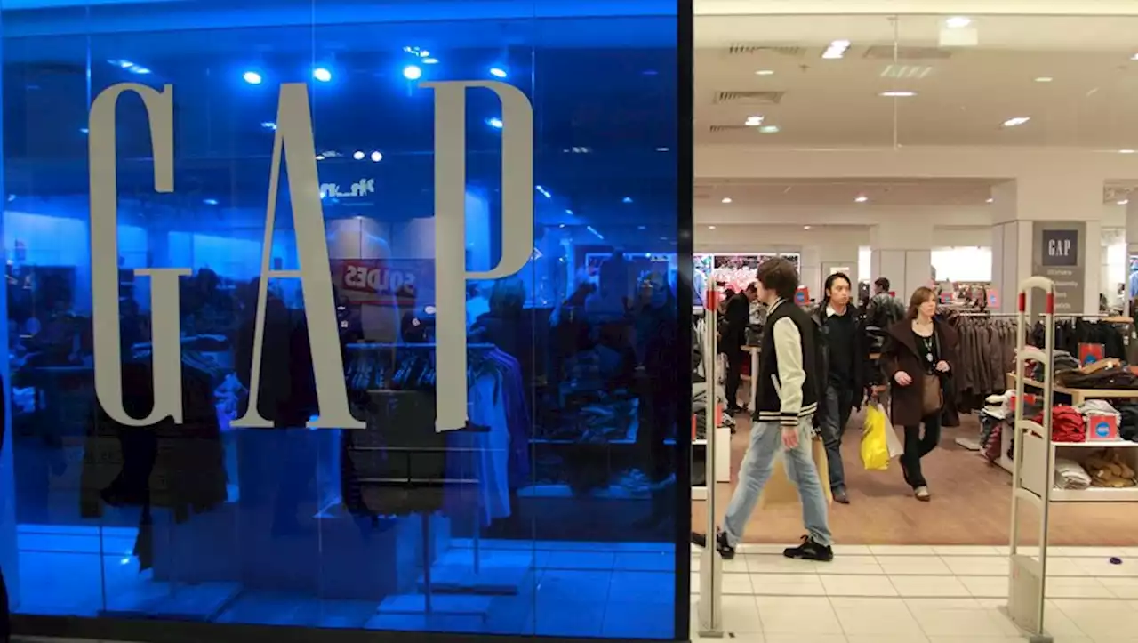 Gap France contraint d'arrêter 'momentanément' les commandes en ligne et de fermer un magasin historique