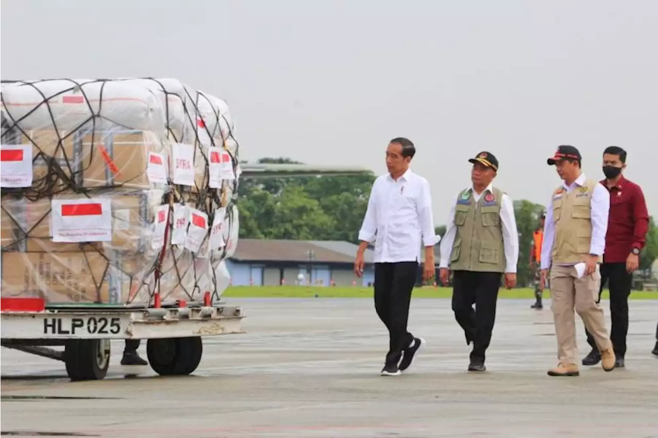 Bersama Lembaga Zakat, Presiden Joko Widodo Lepas Bantuan ke Turki-Suriah |Republika Online