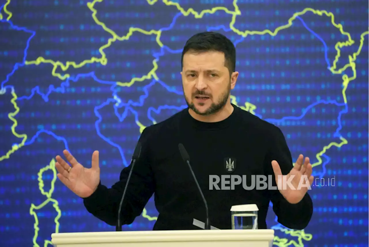 Zelenskyy Minta Cina tak Bantu Rusia |Republika Online