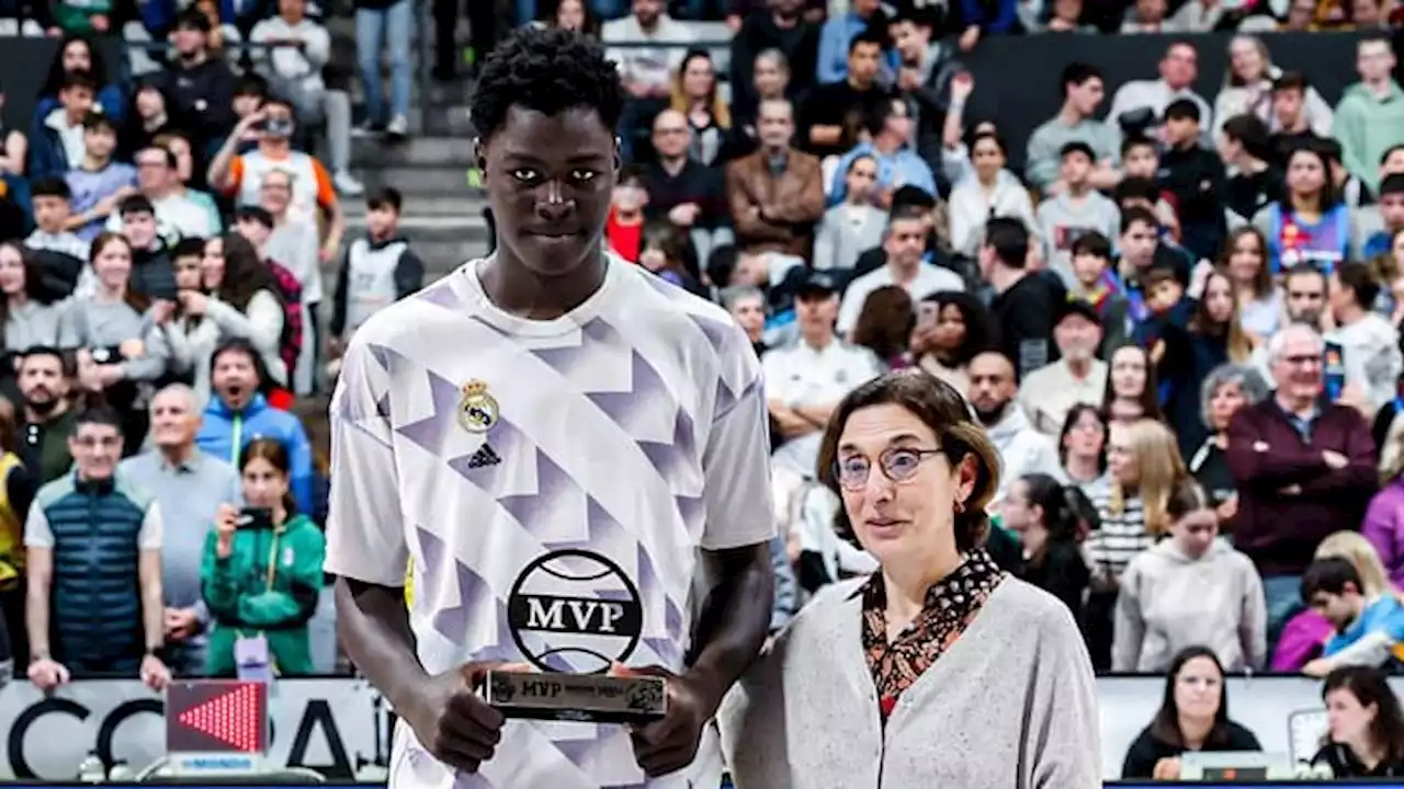 Basket: 2,11m à 13 ans, 56 points dans un match… L'Espagne a-t-elle trouvé son Victor Wembanyama ?