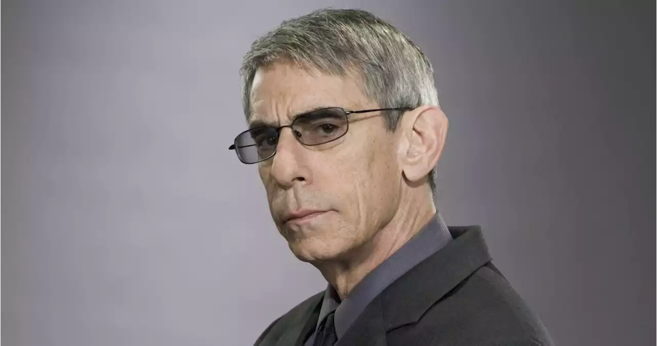 Richard Belzer, estrella de La Ley y el Orden, muere a los 78 años en Francia