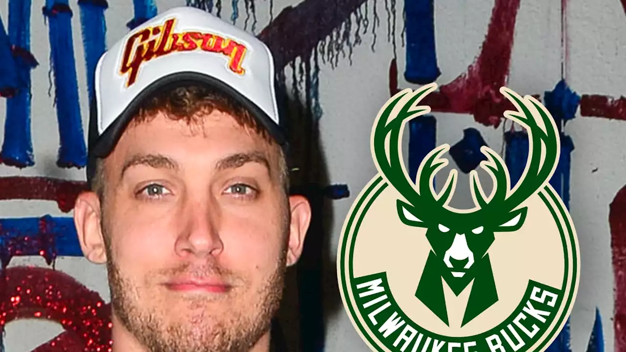 NBA's Meyers Leonard Signing With Bucks Two Years After Antisemitic Slur Incident