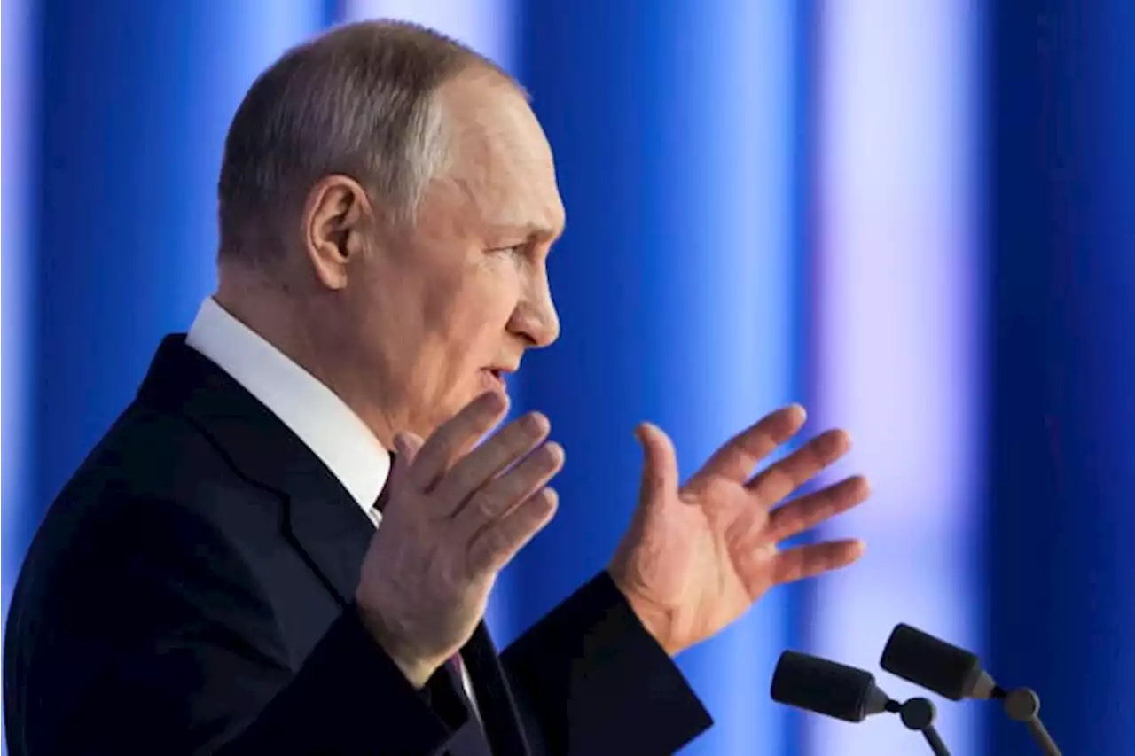 Putin ups tensions over Ukraine, suspending START nuke pact