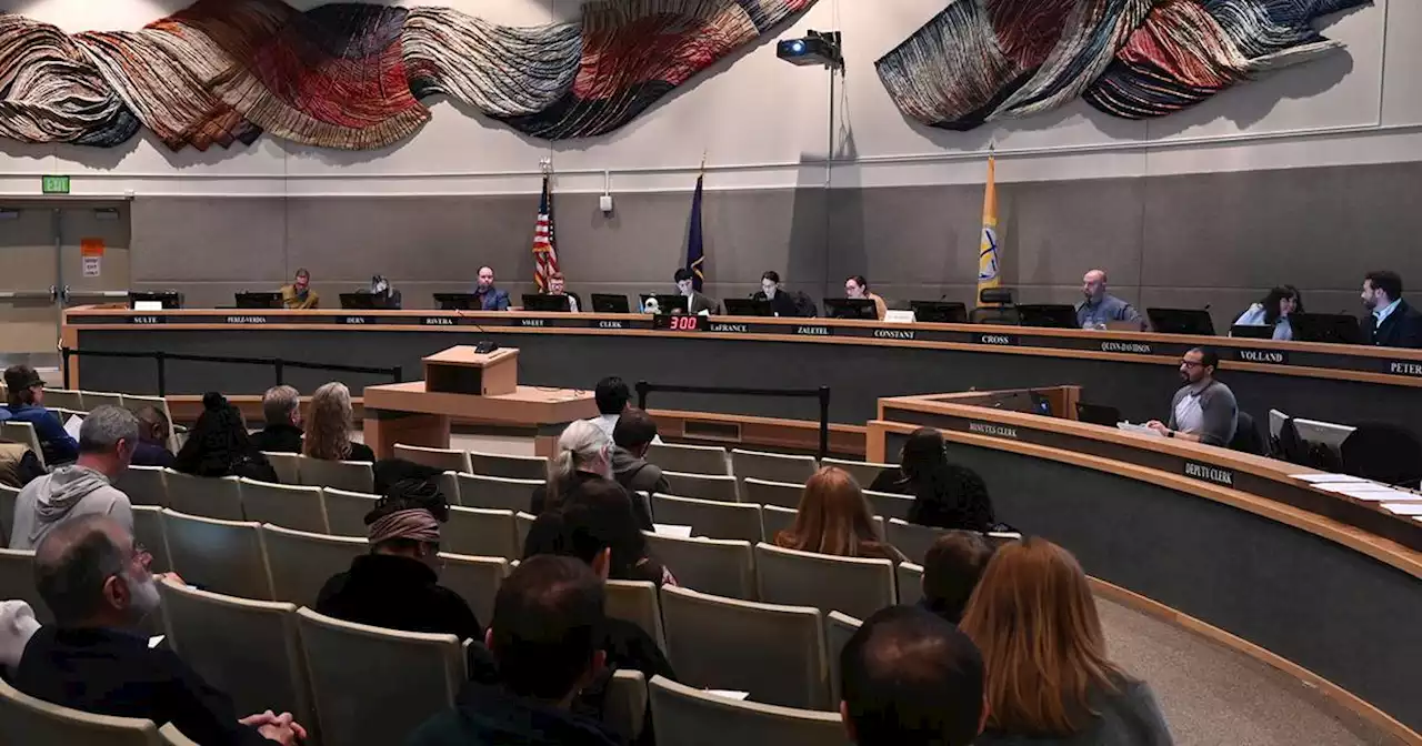 Anchorage Assembly approves ‘online checkbook’ to make public finances more transparent