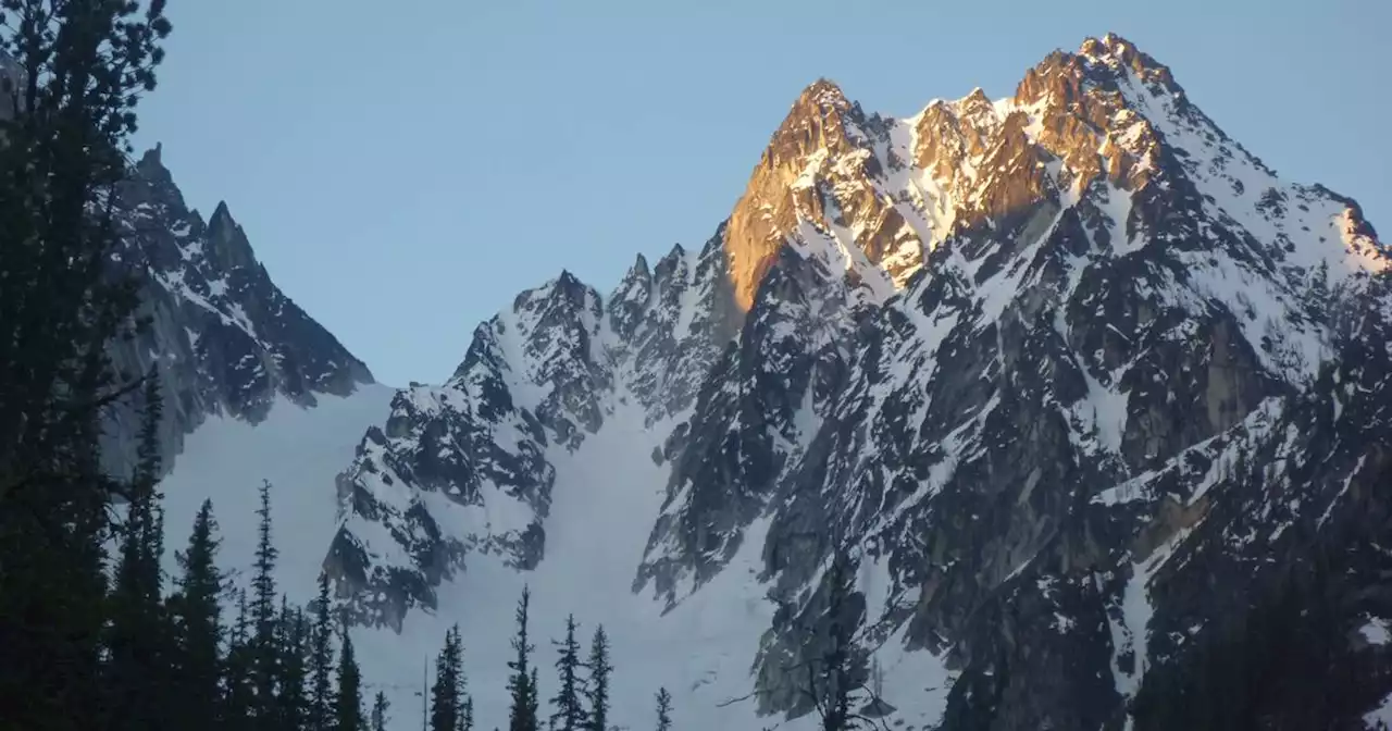 Western Washington avalanche kills 3 members of climbing party