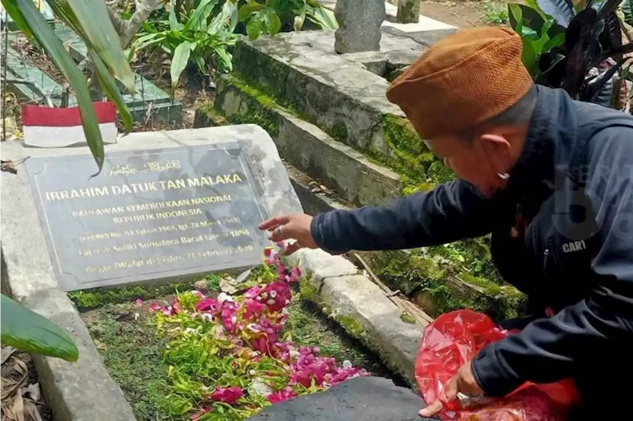 Bendera Merah Putih di makam Tan Malaka hilang