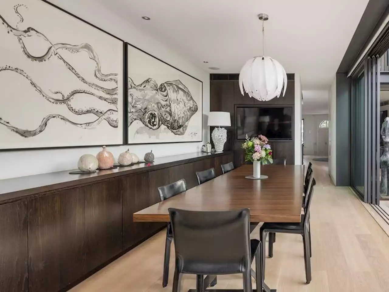 Award-winning Paddington home with vast squid diptych fetches $9.5m - realestate.com.au