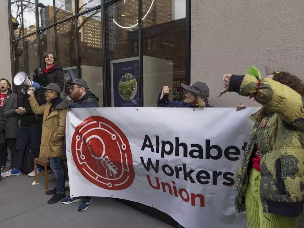 Google subcontractors face low pay, inadequate benefits, union survey finds