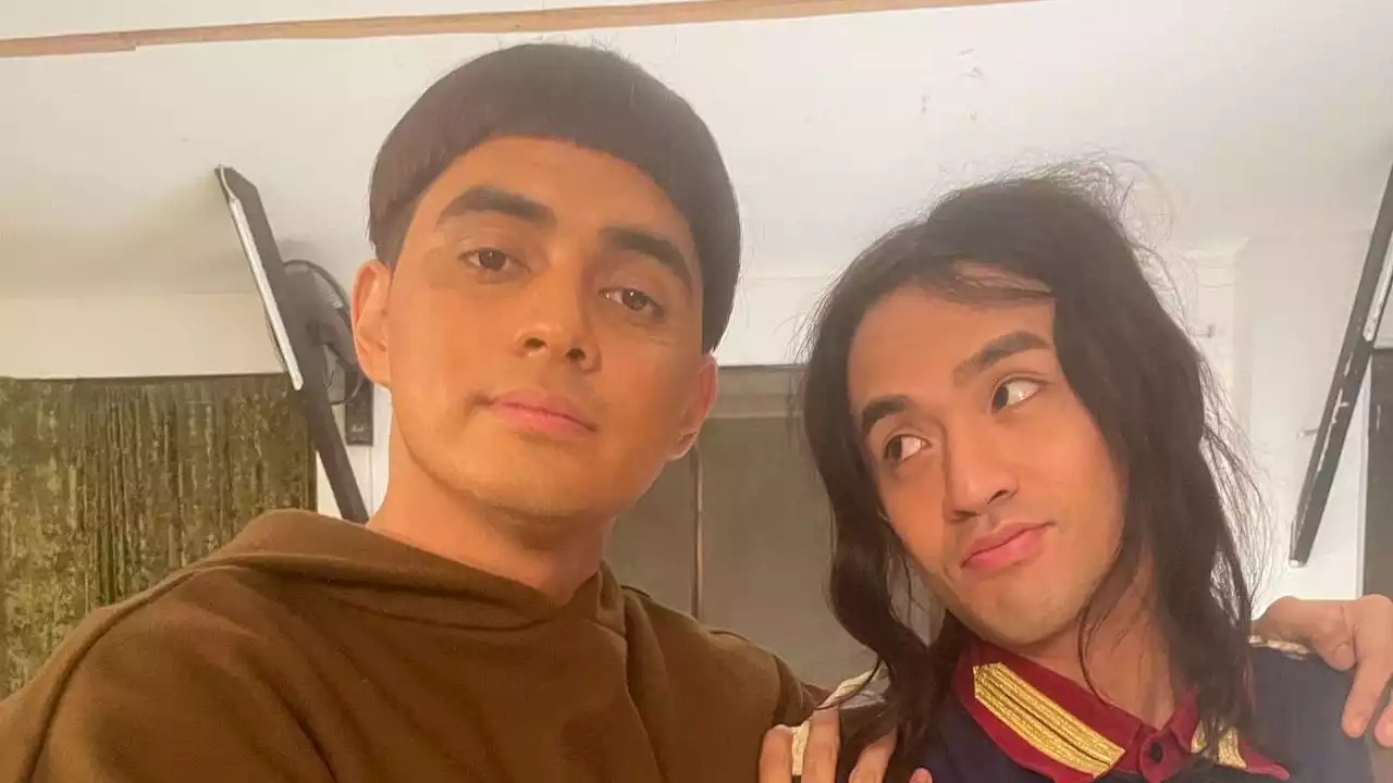 Juancho Triviño poses with 'Michael Jackson' on last filming day of 'Maria Clara at Ibarra'