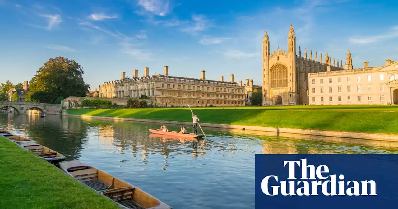 Cambridge University students vote for completely vegan menus