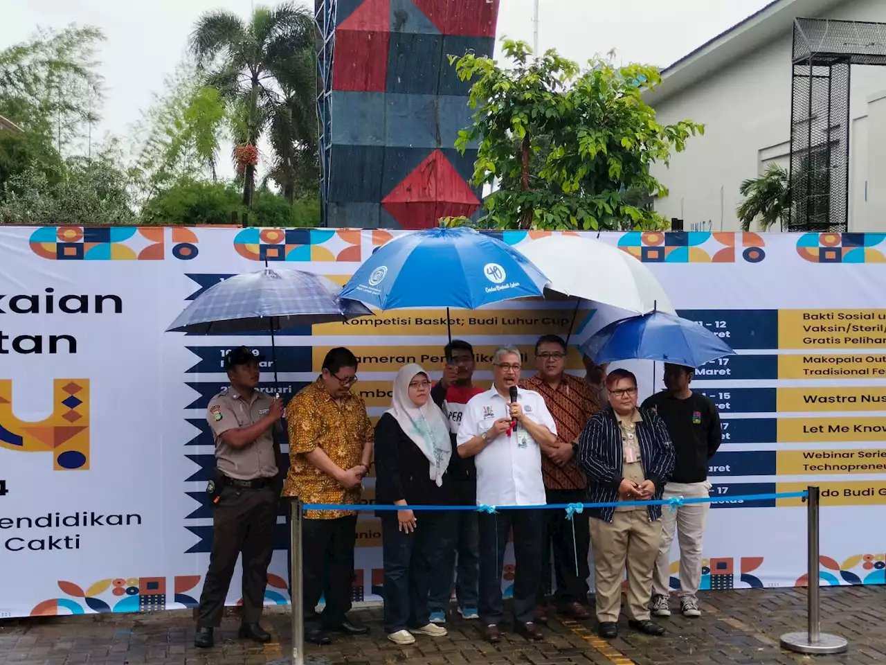 HUT ke-44, Universitas Budi Luhur Gelar Makan Durian