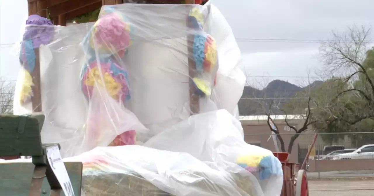 Strong wind and rain not slowing down Tucson Rodeo Parade preparations