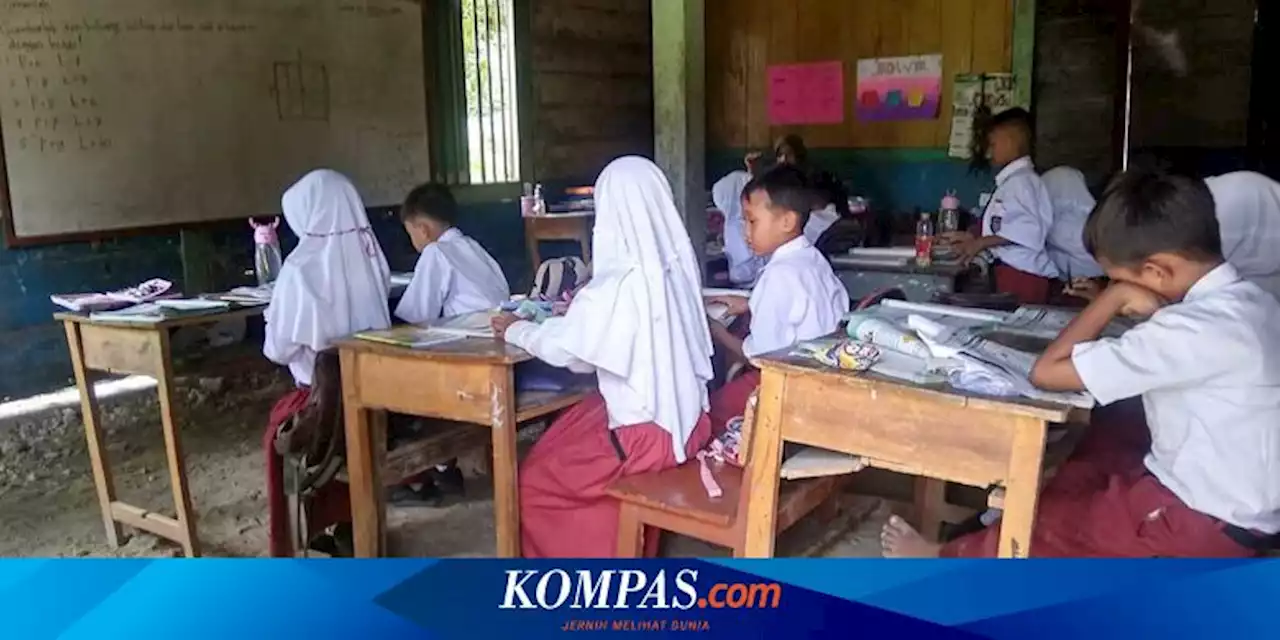 Melihat Siswa SD di Blora Bersekolah di Rumah Warga, Beralaskan Tanah