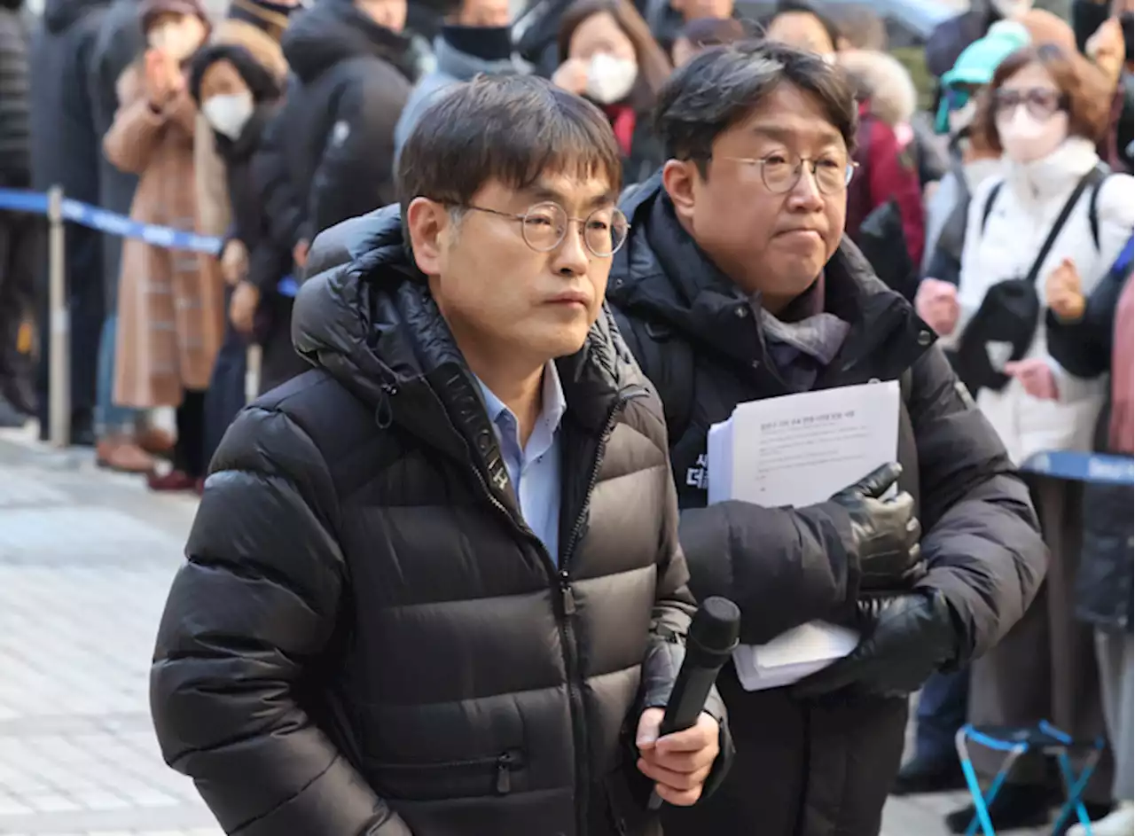 법원, ‘청담동 술자리 의혹제기’ 강진구 더탐사 대표 구속영장 기각