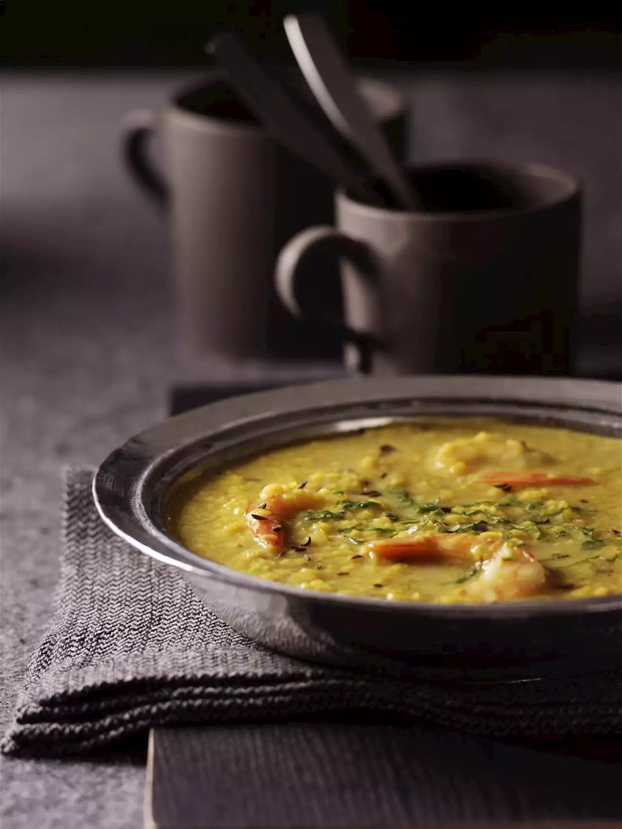 Soupe de lentilles et crevettes à l'indienne