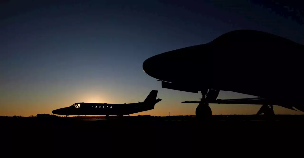 Airlines cancel over 1,300 U.S. flights as winter storm grips states