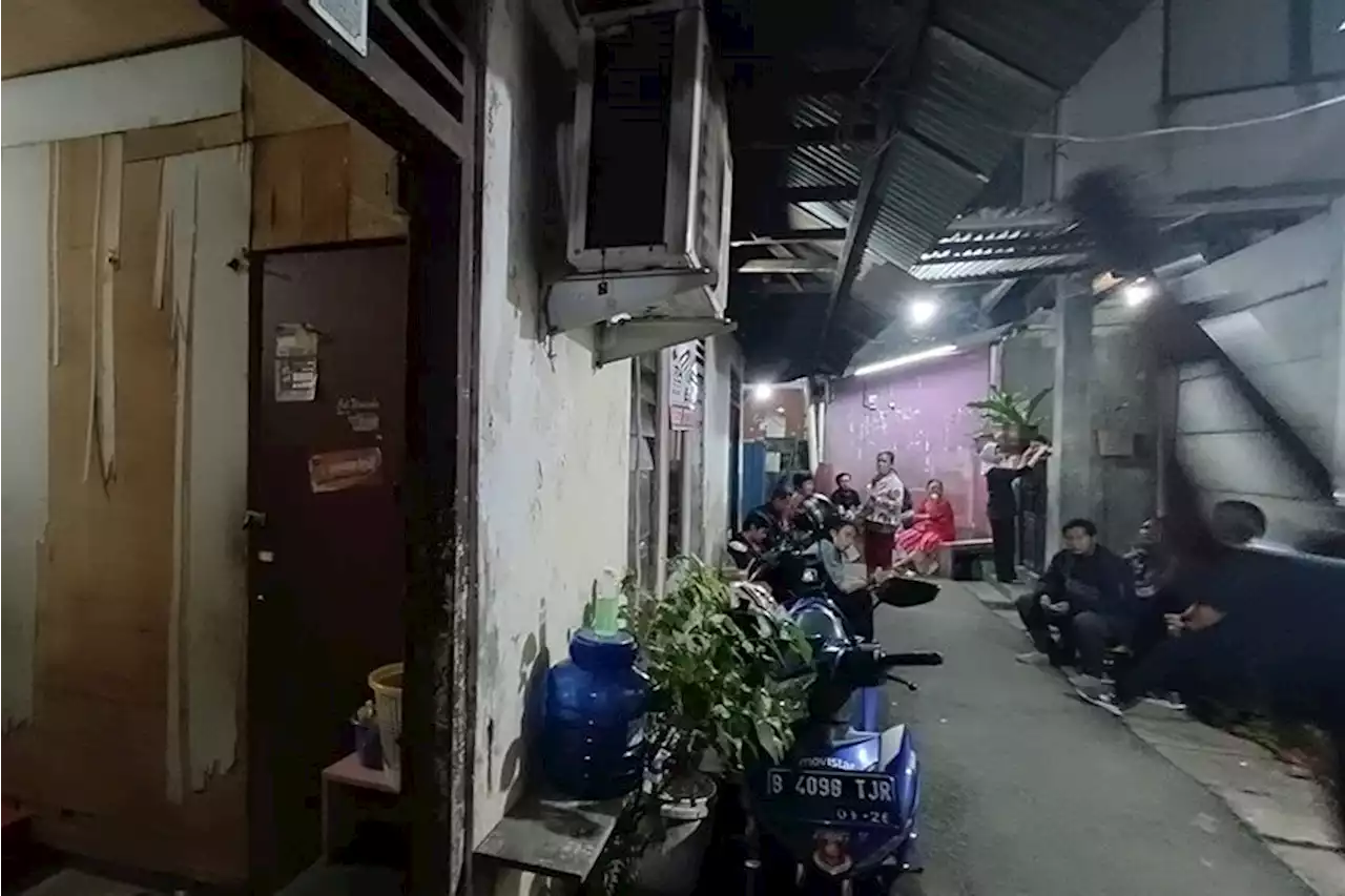 Pria Paruh Baya Ditemukan Tewas dalam Kamar Kos di Kebon Sirih