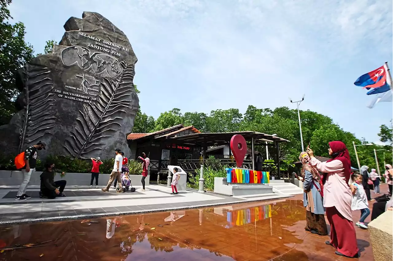 Over 200,000 visitors expected at Tanjung Piai park during school break