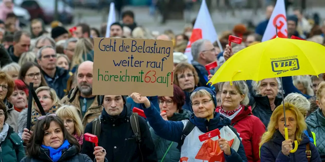 Bildungsministerin über Personalmangel: „Die Last auf alle verteilen“