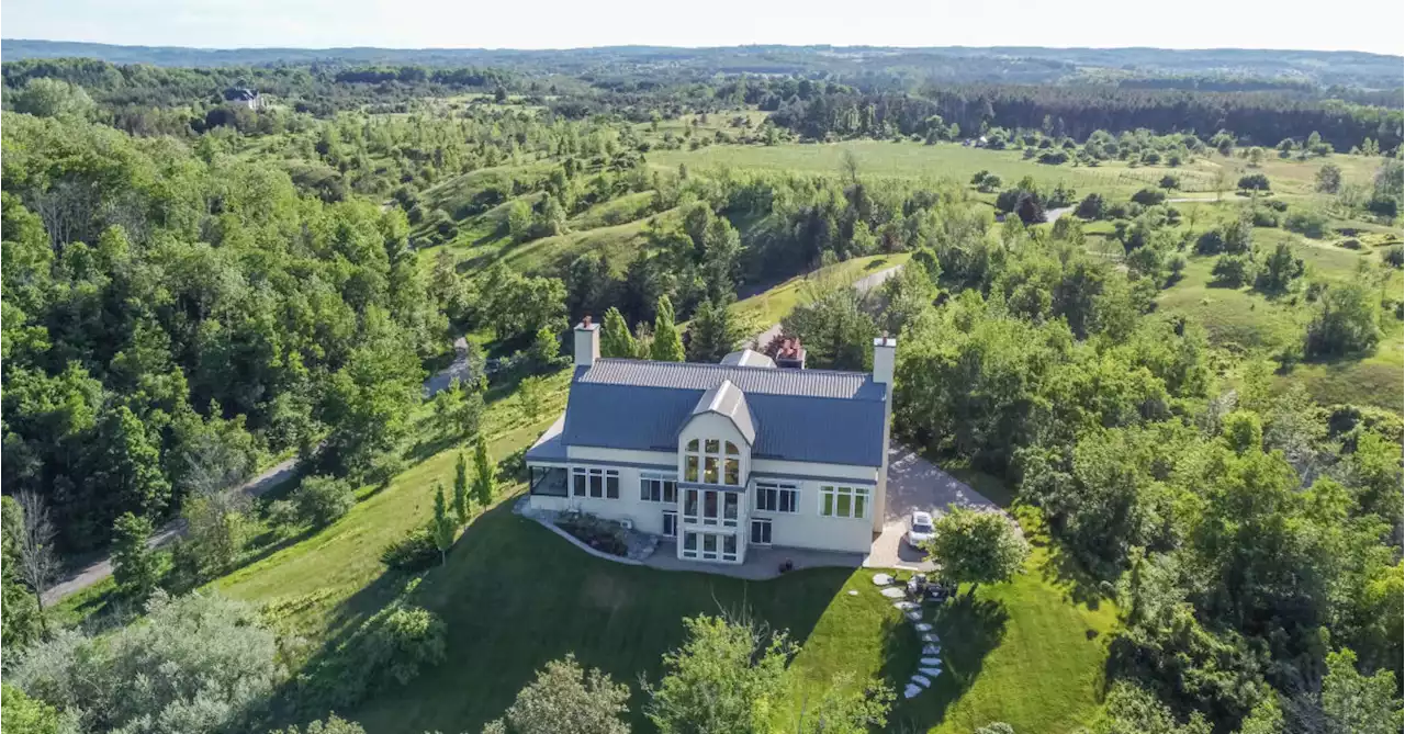 House of the Week: $5.5 million for a 68-acre Hockley Valley estate with a music hall and vineyard