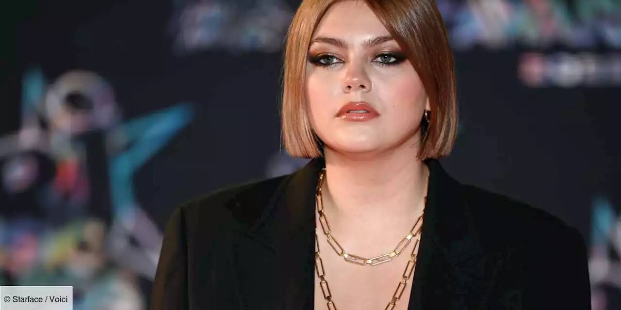 « C’est vraiment dégueulasse » : Louane se confie sur une étrange habitude qu’elle avait petite - Voici