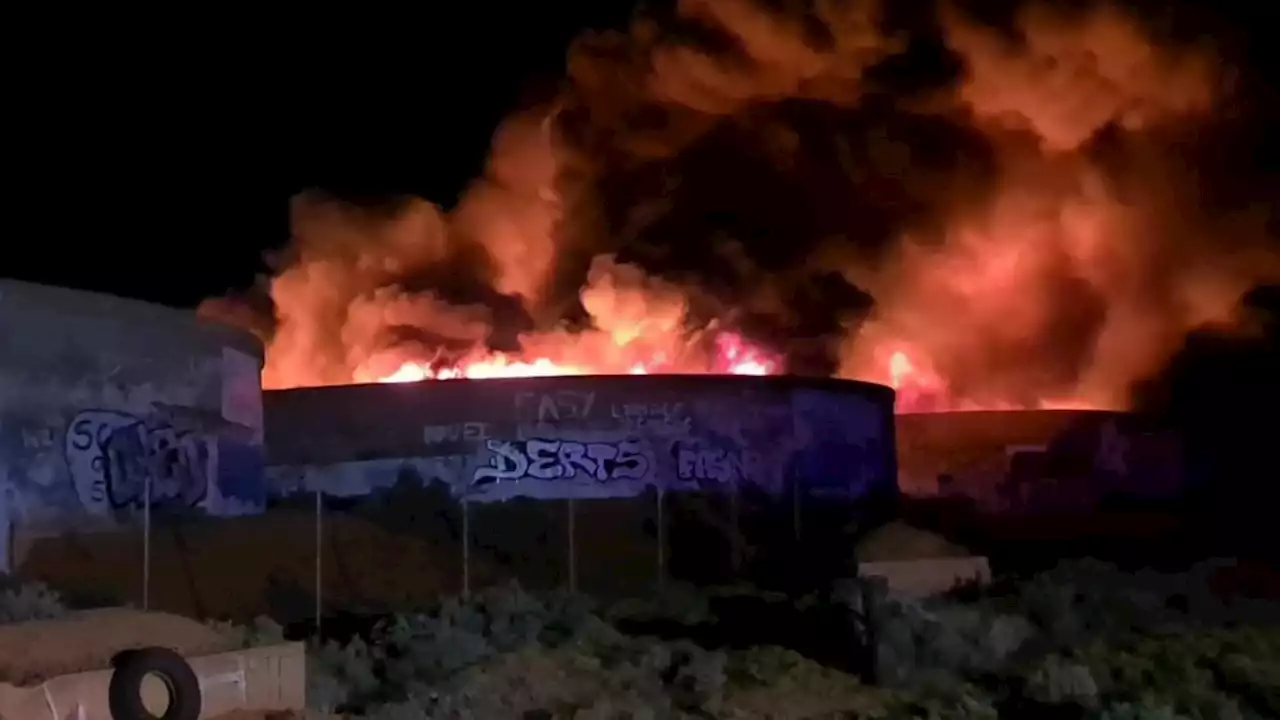 Potentially toxic fumes coming from tank fire on South Australian highway