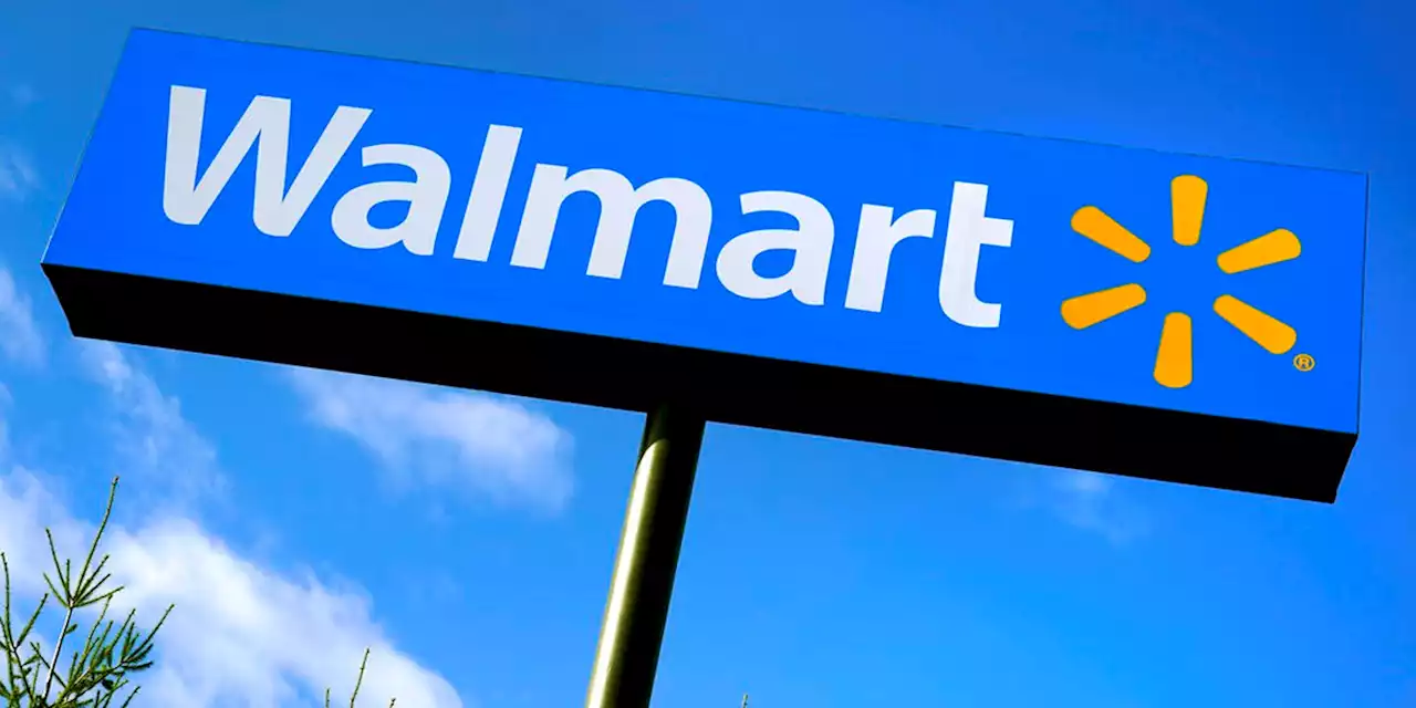 Walmart reports strong sales, but warns of uncertainty moving forward