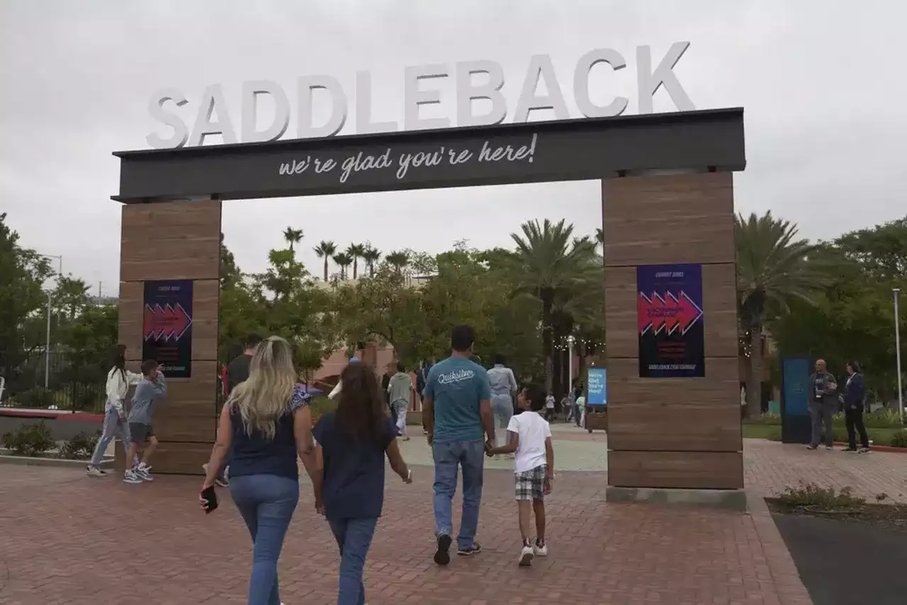 Saddleback, second-largest church in Southern Baptist Convention, expelled over female pastor