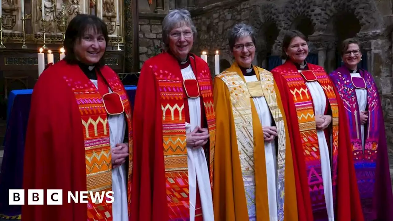 Leicester Cathedral celebrates first all-female clergy team