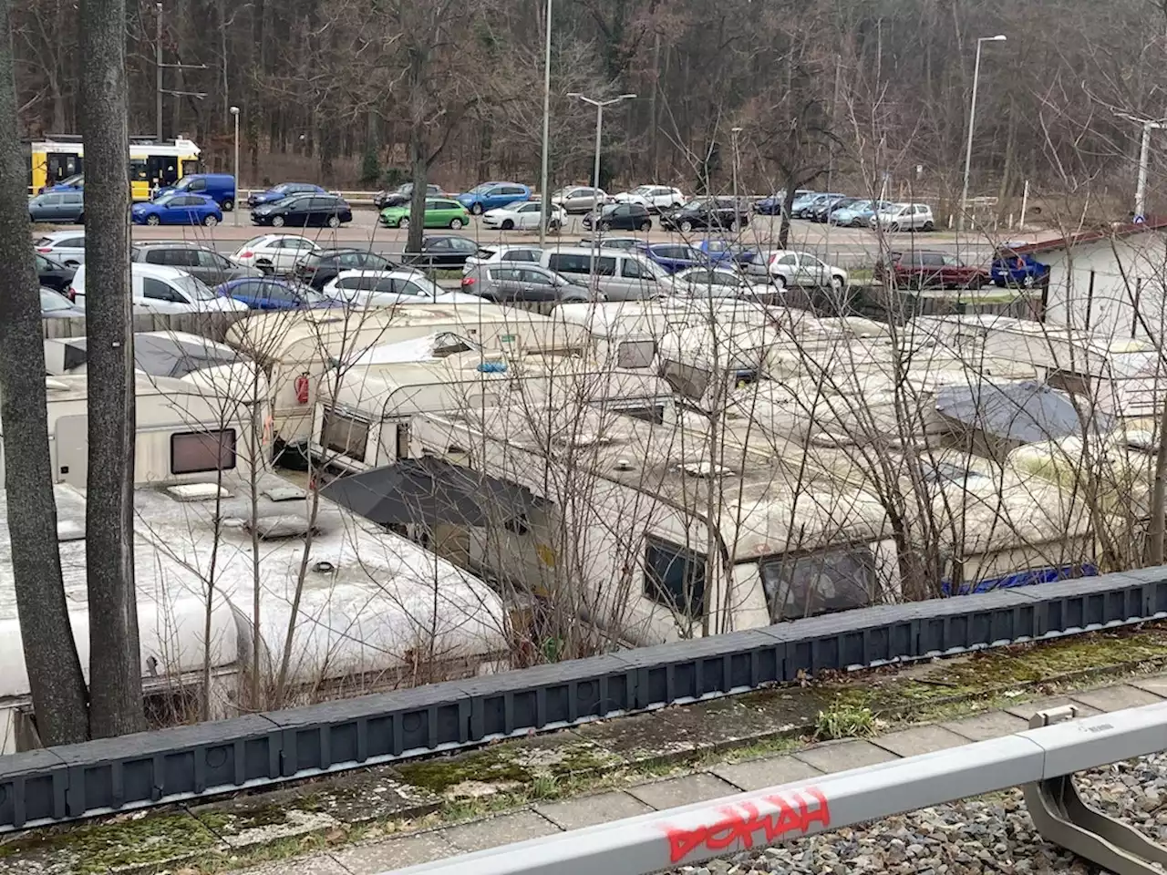 Berliner Gericht urteilt: Wohnwagen-Parks sind illegal – Bewohner müssen raus