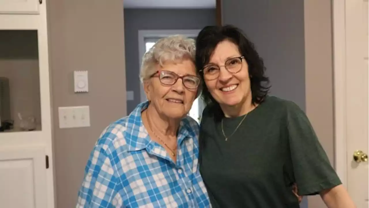 Tenants 'stunned' by eviction days after apartment sprinkler system floods some units | CBC News