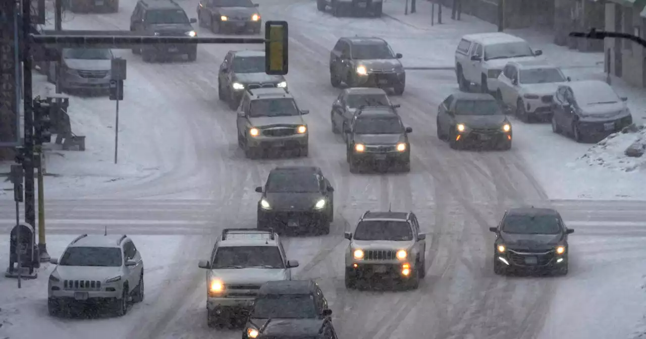 Thousands of U.S. flights delayed, canceled amid massive winter storm