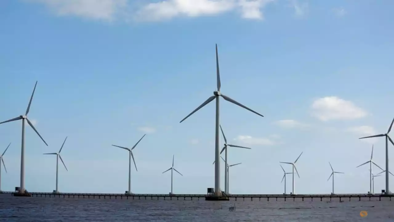 EU manufacturers eye offshore wind turbine plants in Vietnam -sources