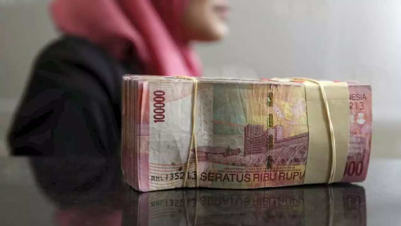 Indonesia export rules may aid rupiah, but market wary of FX conversion