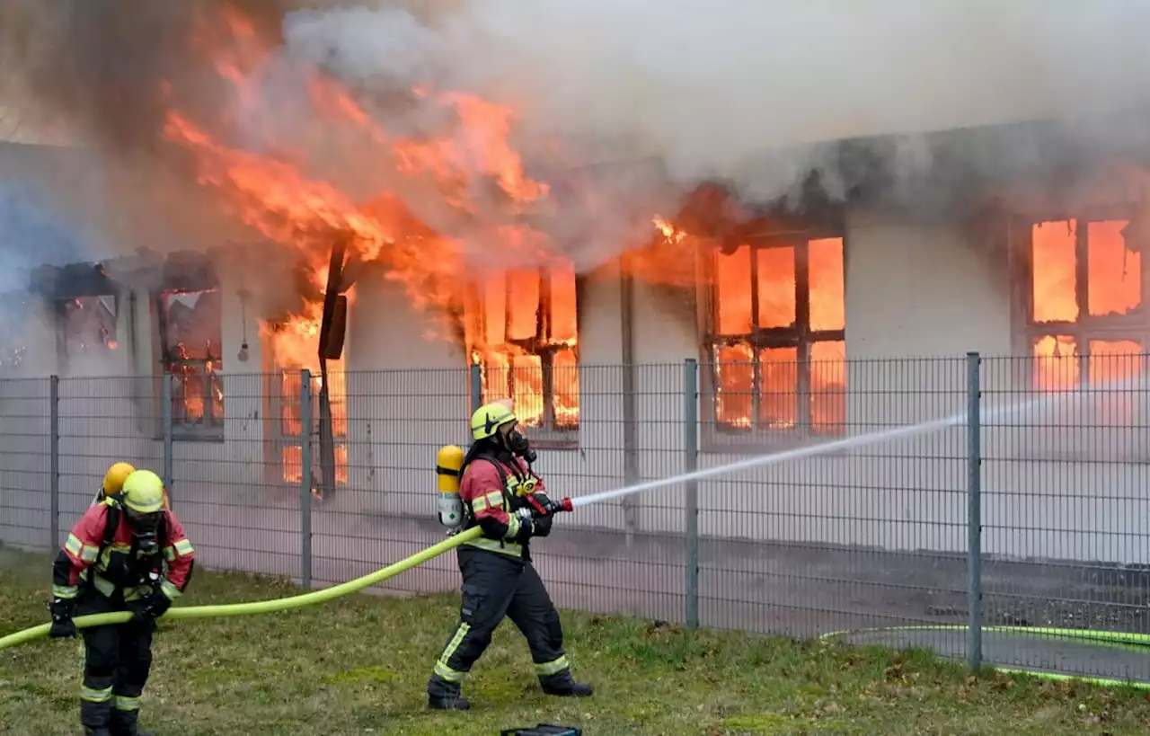 85 Feuerwehrleute bekämpfen Großfeuer in Rendsburg --- (Cityreport24-Nachrichtenblog)