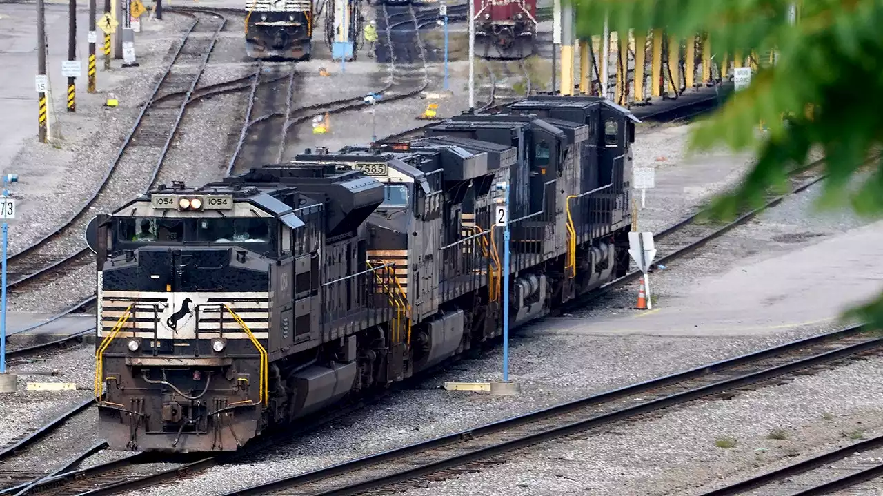 Norfolk Southern becomes third railroad to offer paid sick time