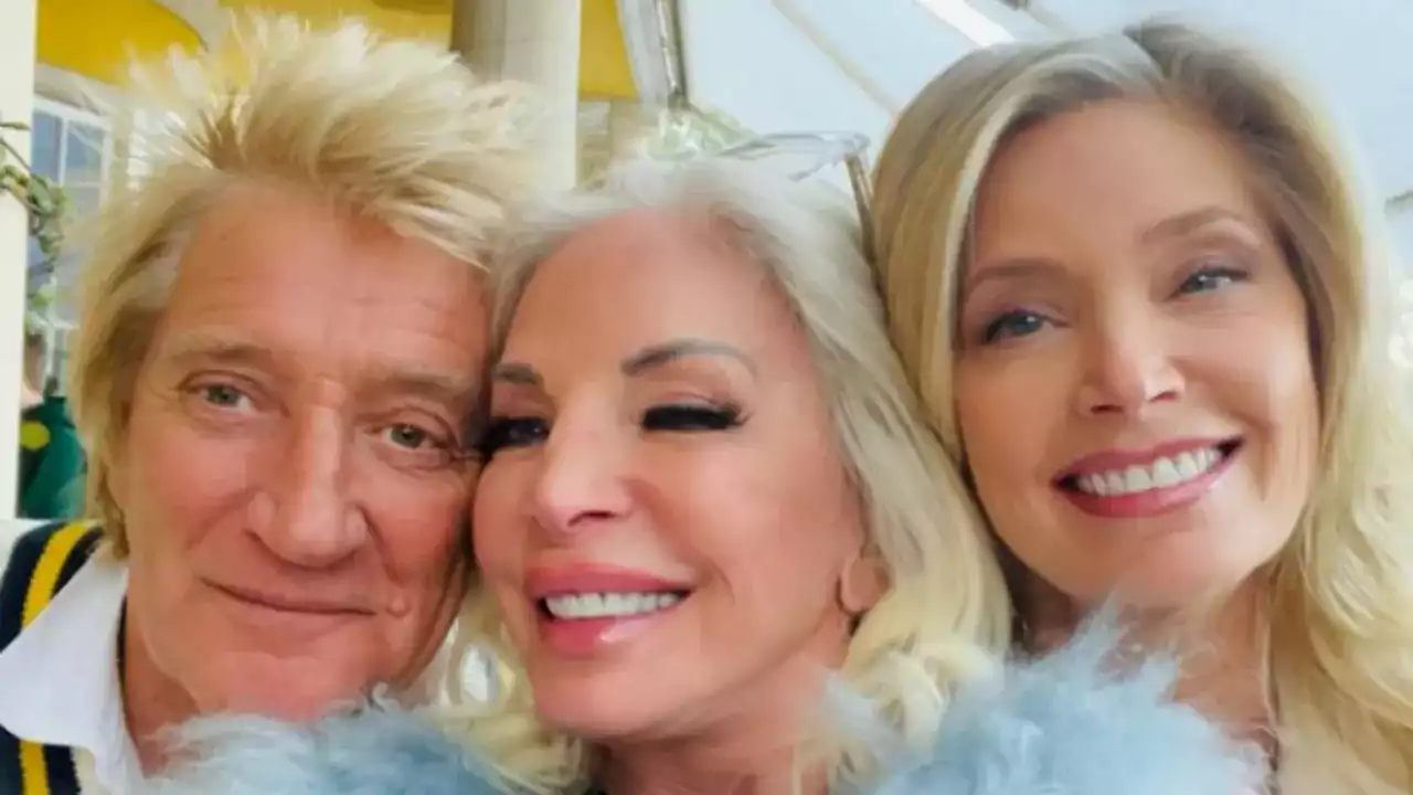 Rod Stewart poses for rare family photos during daughter's baby shower: 'Everyone is so excited'