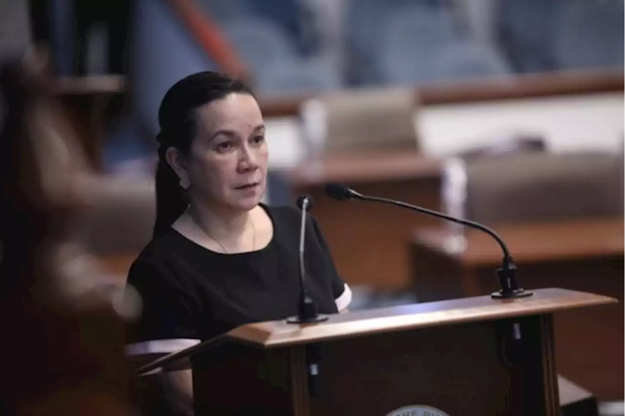 Local movies can dispel bad claims vs PH, says Poe