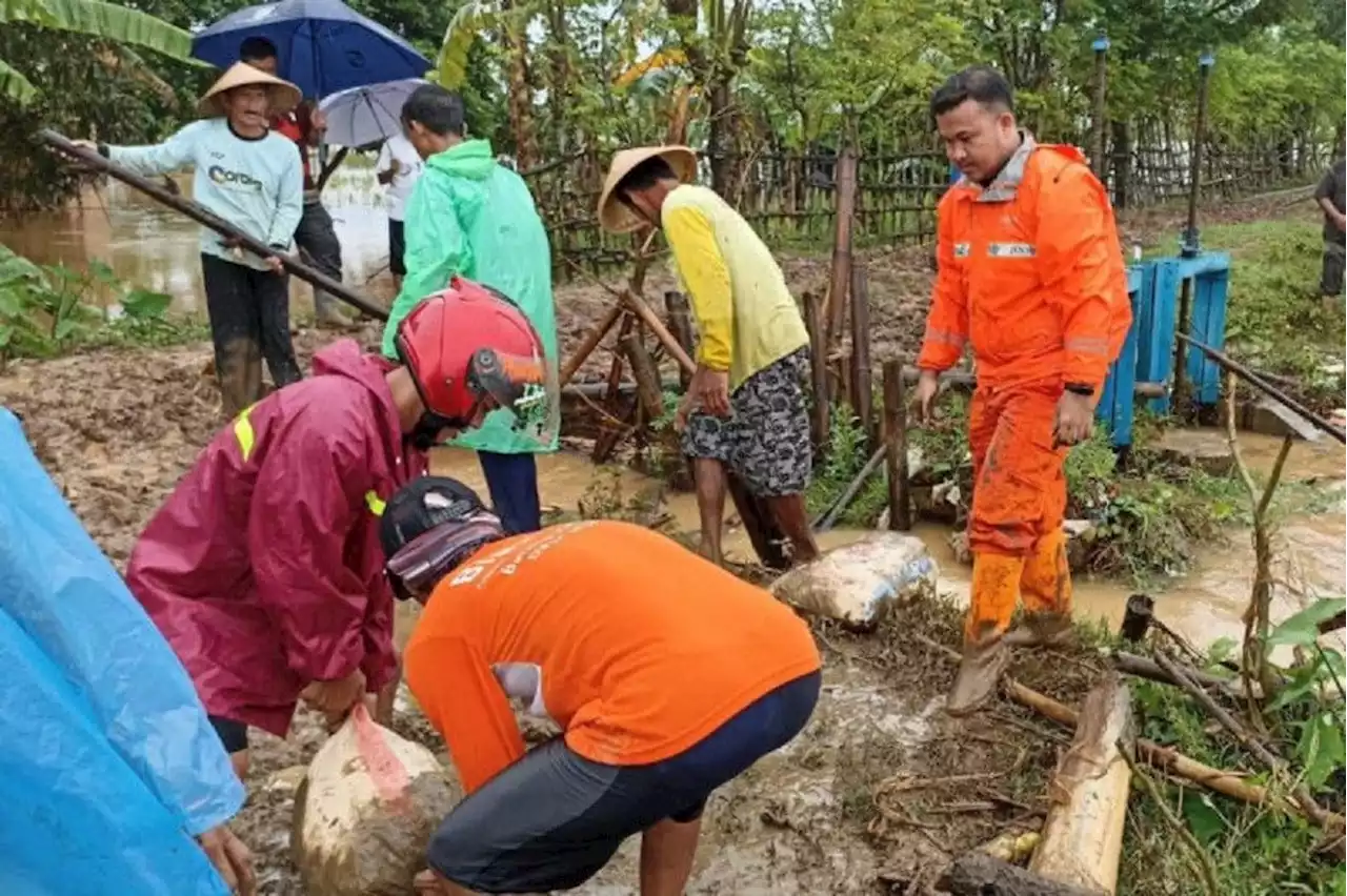 Hujan Deras, Sungai Meluap, Ratusan Rumah di Jepara Terendam Banjir