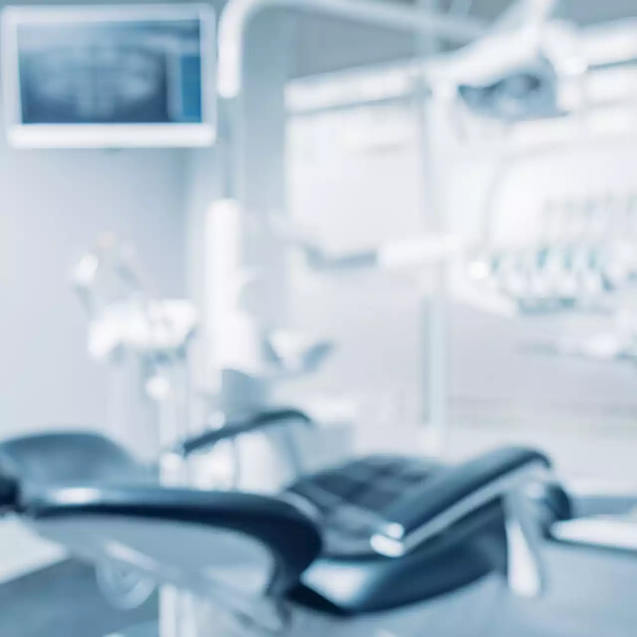 North Texas dentists ordered to pay two employees nearly $16,000 in back pay - KRLD News