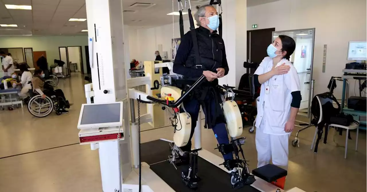 Vidéo - Marseille : l'exosquelette pour se rééduquer pas à pas, un bénéfice physique et psychologique